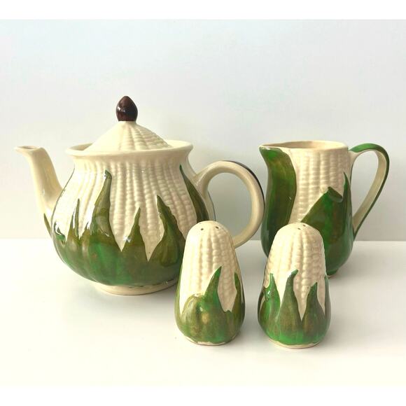 Shawnee Corn Queen Pottery - Teapot w/Lid, Creamer, Salt and Pepper Shakers EUC - Picture 1 of 16